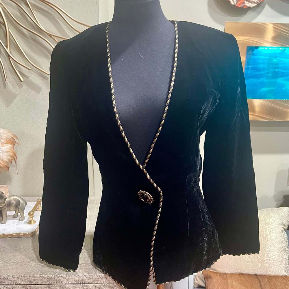 AJ Bari Velvet Blazer